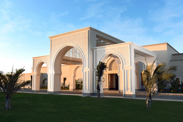 Steigenberger Hotel Alaya Entrance