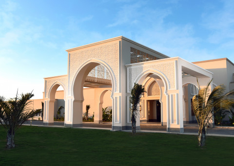 Steigenberger Hotel Alaya Entrance